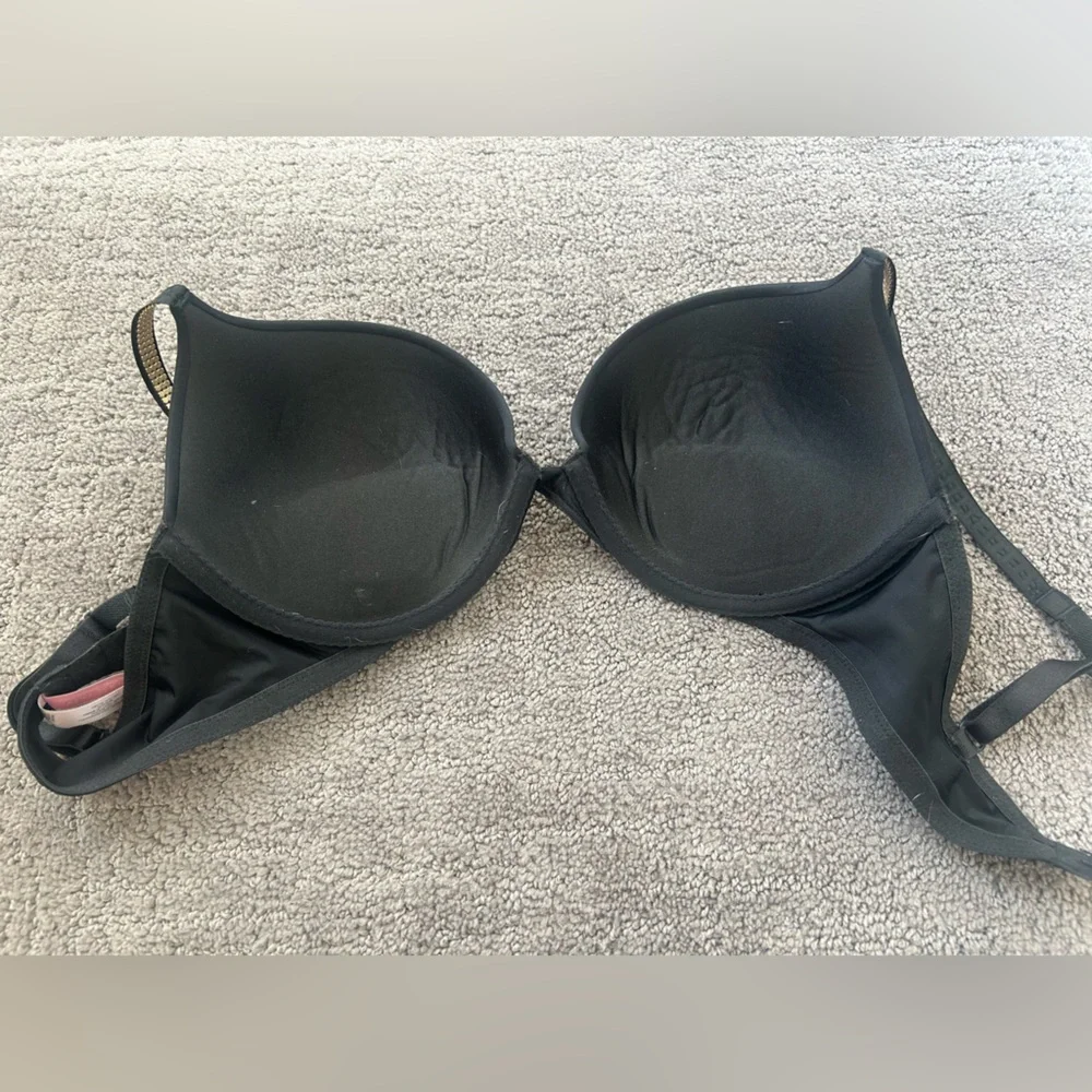 Victoria’s Secret Very Sexy Push-Up Bra Black with Gold Straps 34D